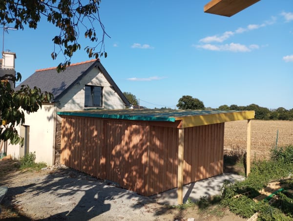 Cabane de jardin avec auvent - Vue 1