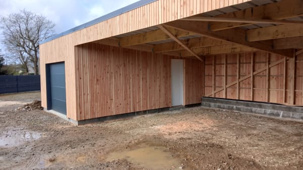 Grand carport avec garage - Vue 4