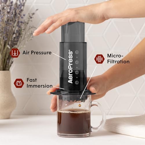 Vue 2 de Aeropress Presse Cafe