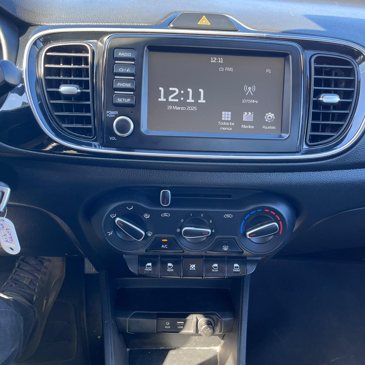 KIA MOTORS SOLUTO LX 1.4L 5MT AC 2021