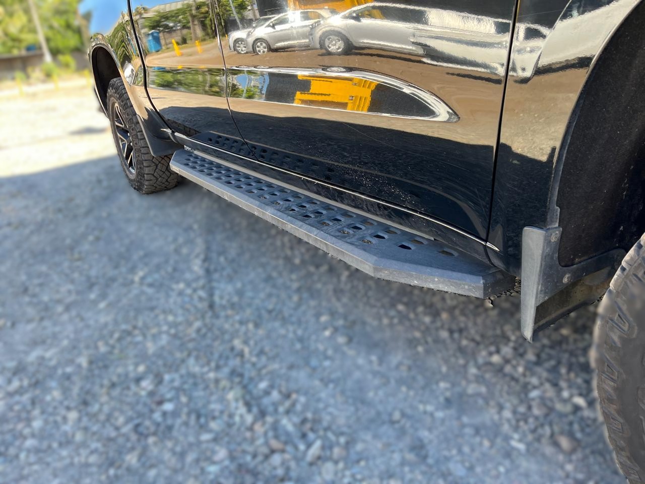 CHEVROLET SILVERADO DCAB 4X4 5.3 AUT 2021