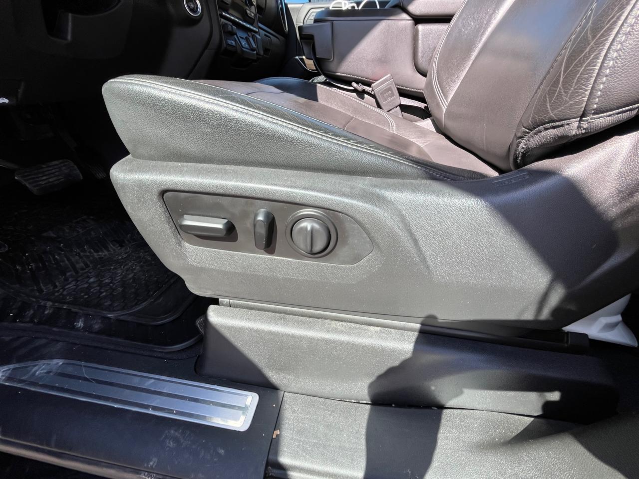 CHEVROLET SILVERADO DCAB 4X4 5.3 AUT 2021