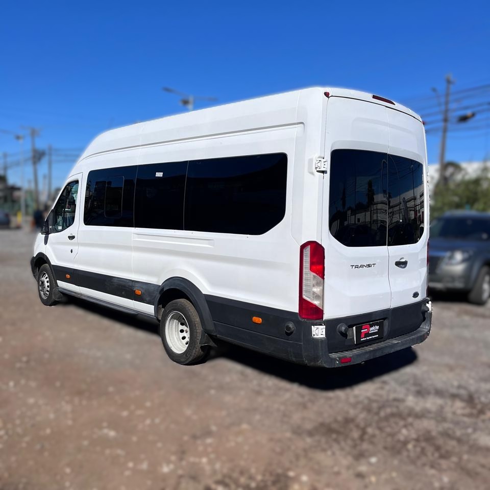 FORD TRANSIT 2.2 MINIBUS DIESEL 17+1 MT 2018