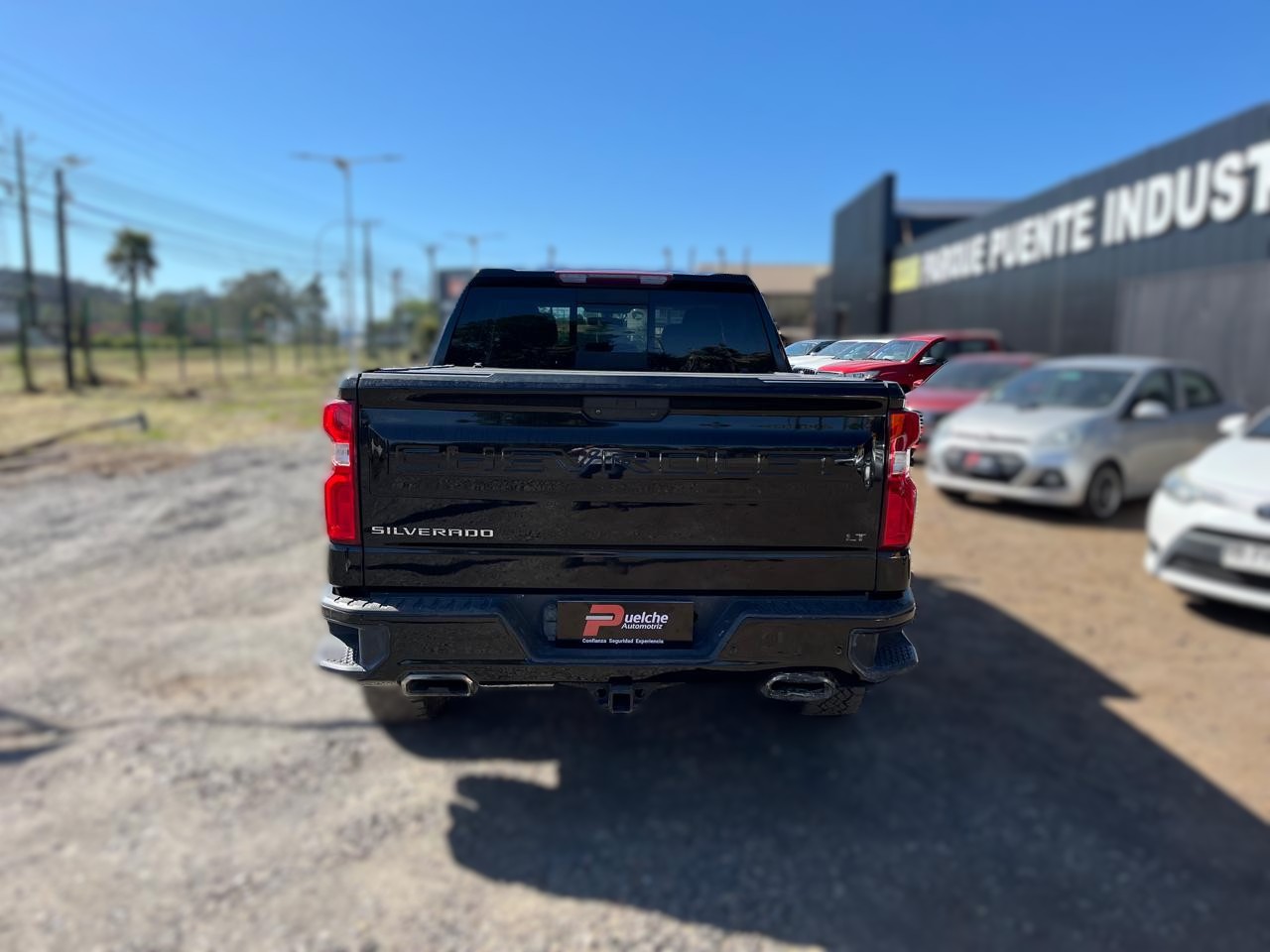 CHEVROLET SILVERADO DCAB 4X4 5.3 AUT 2021