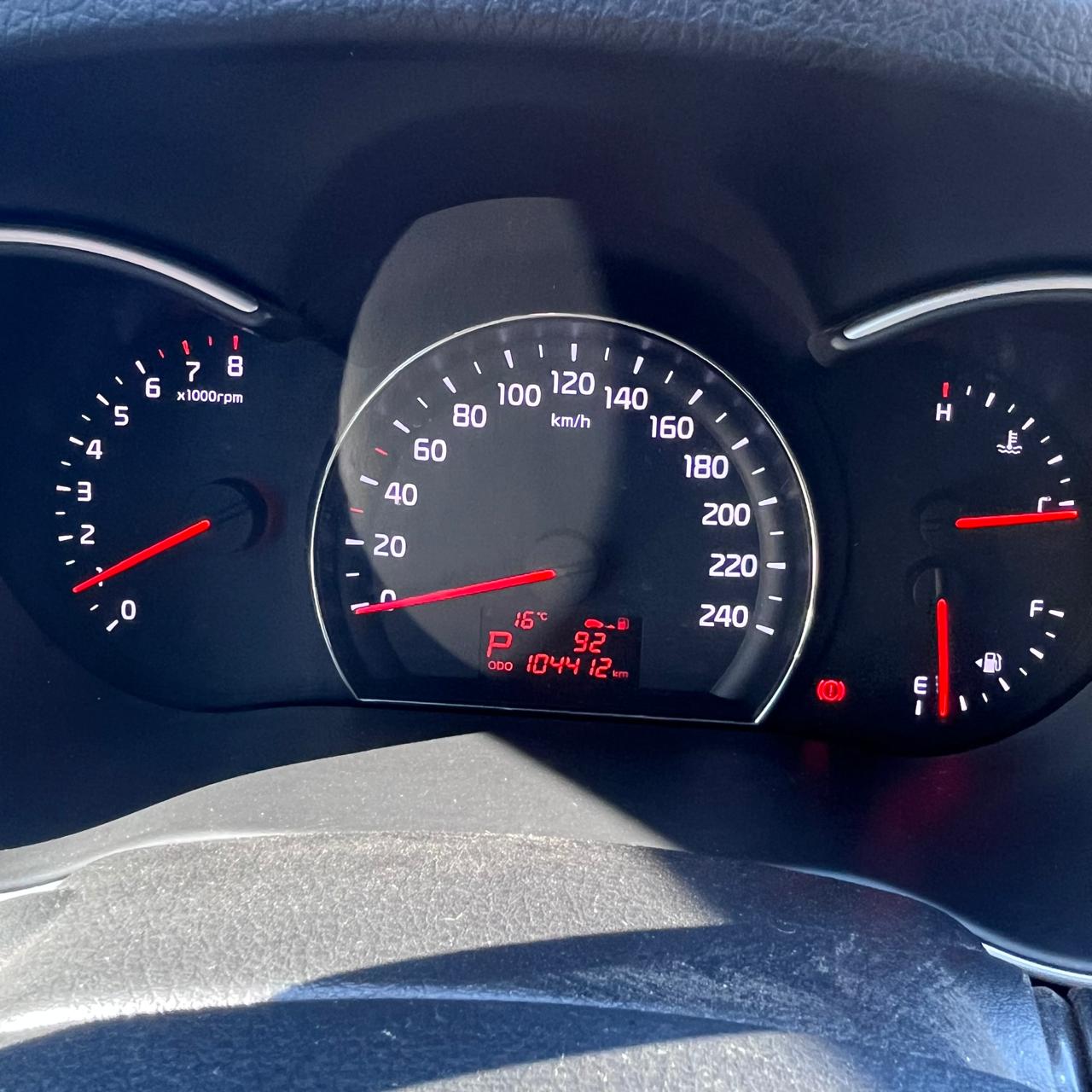 KIA MOTORS SORENTO EX 2.4 AC 3 CORRIDAS DE ASIENTOS AT 2014