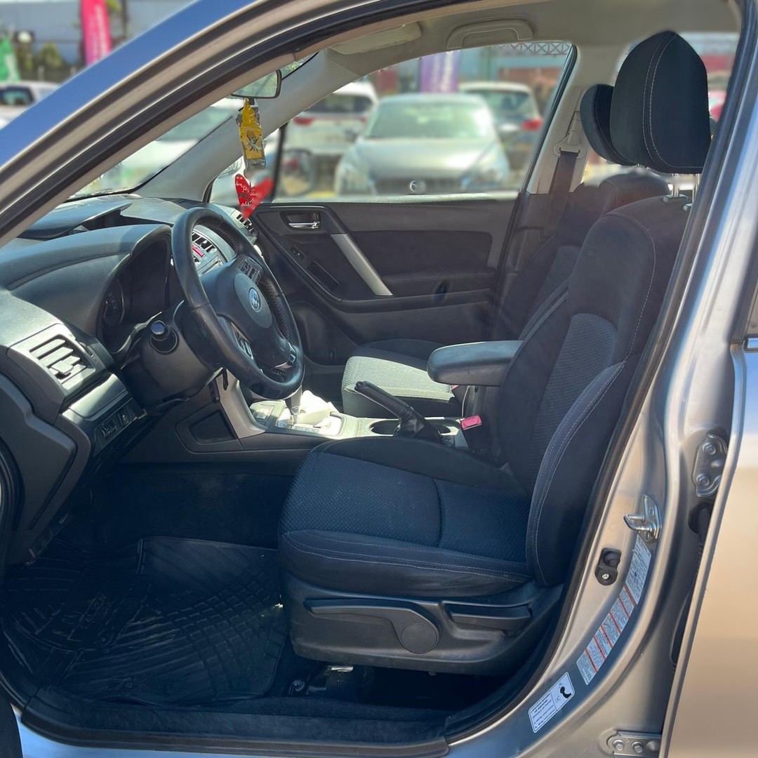 SUBARU FORESTER XS AWD CVT 2.0I 2013