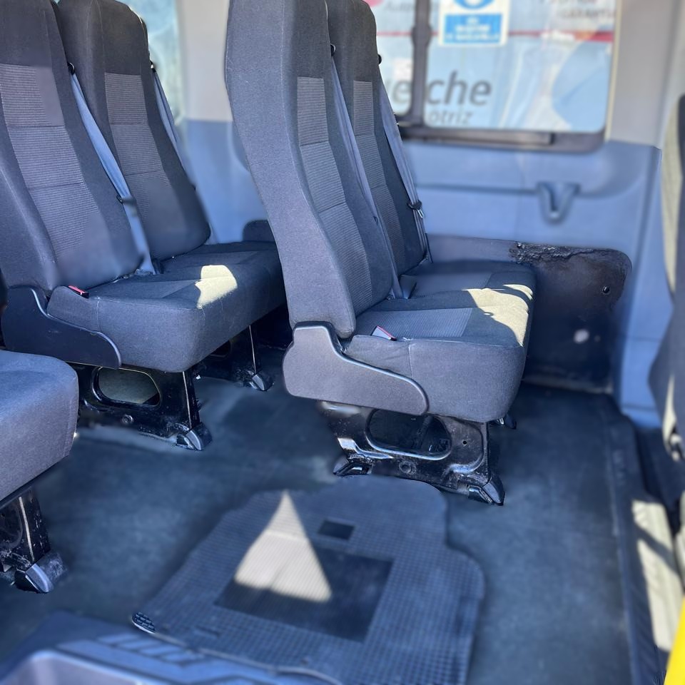 FORD TRANSIT 2.2 MINIBUS DIESEL 17+1 MT 2018