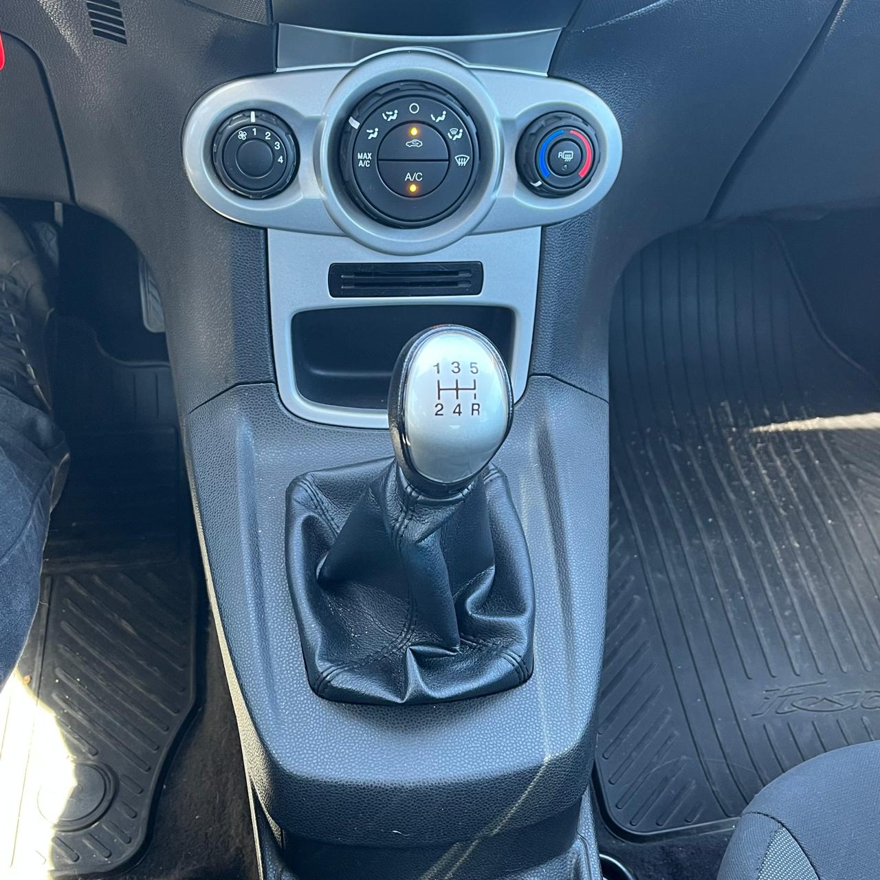 FORD FIESTA 1.6 PLUS S HB MT 5P 2019