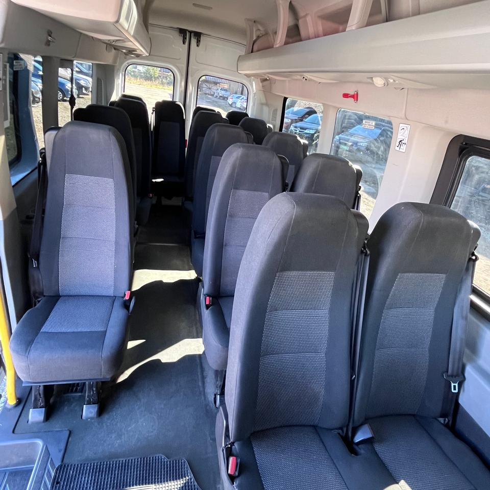 FORD TRANSIT 2.2 MINIBUS DIESEL 17+1 MT 2018