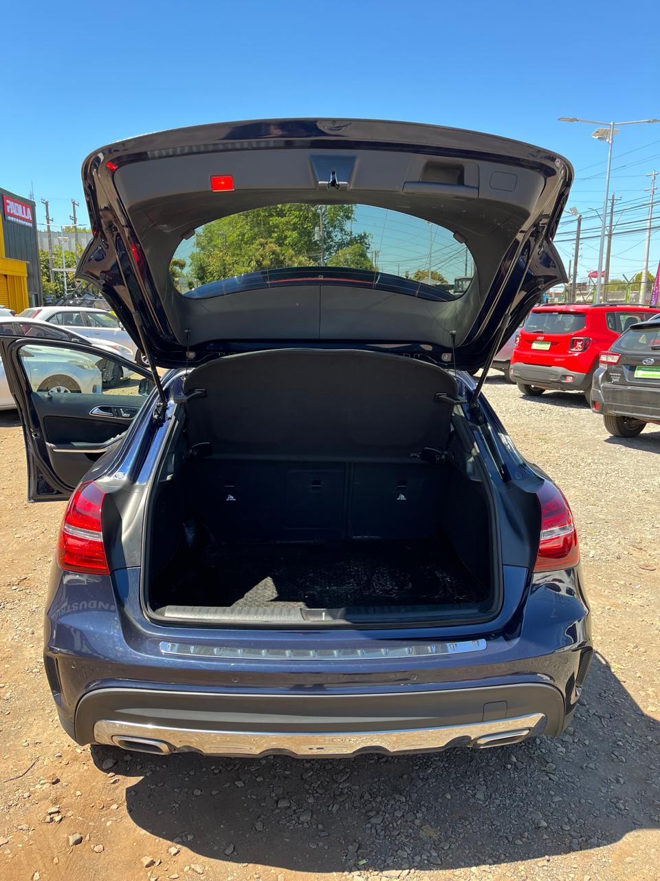MERCEDES BENZ GLA 220 D 2019