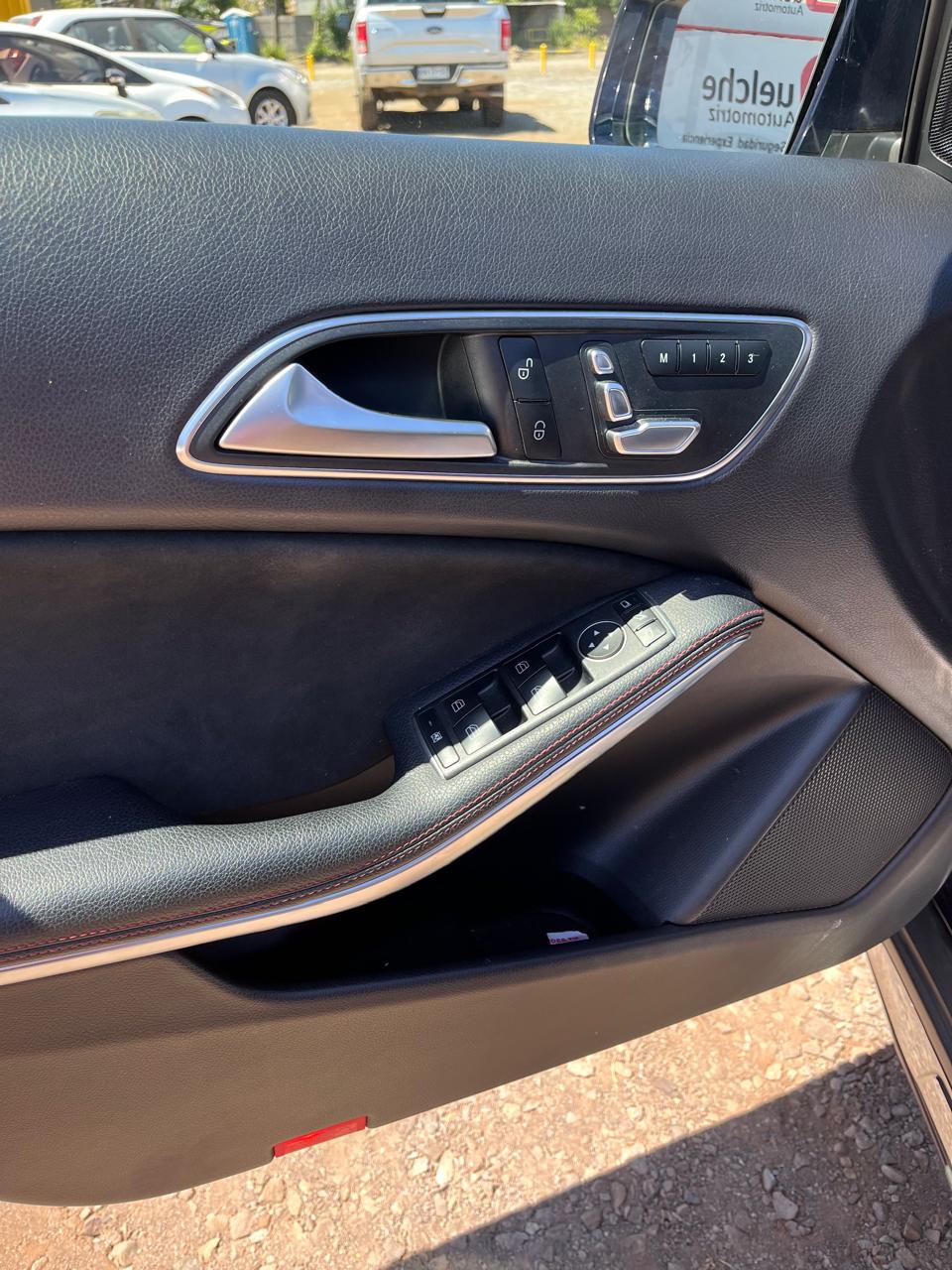 MERCEDES BENZ GLA 220 D 2019