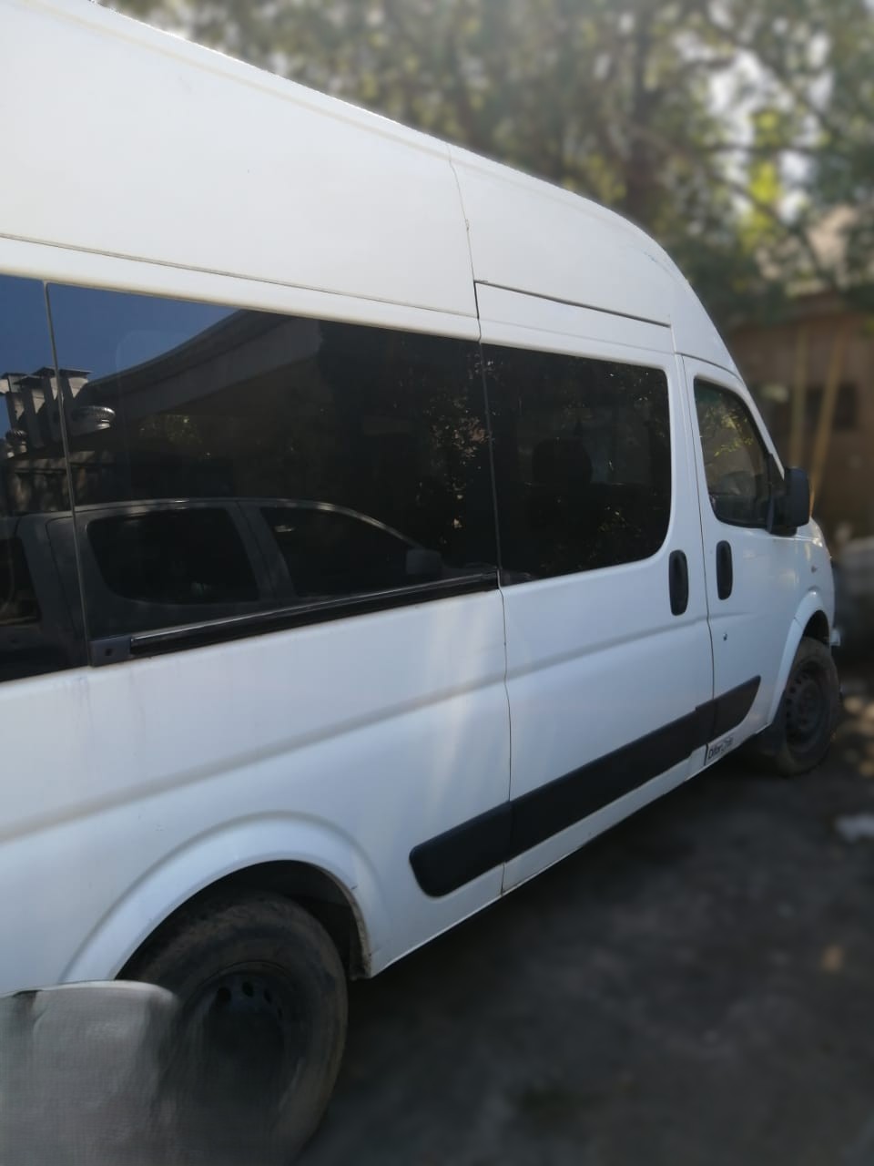 DONGFENG MINIBUS 19 PASAJEROS  E TRAVEL 2013