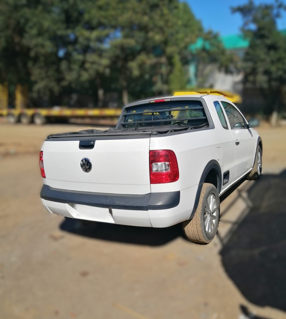 VOLKSWAGEN SAVEIRO COMFORT 1.6 2016