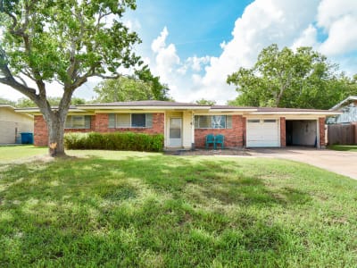 2215 Larry Ln Port Lavaca, Texas