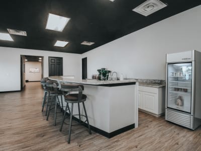 13102 N Navarro St Victoria, TX