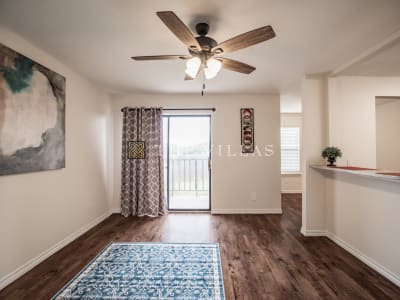 308 Costa Del Oro St Victoria, TX