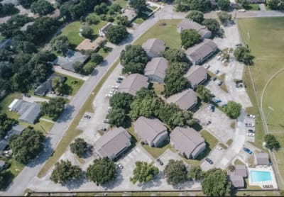 Parkwood Apartments