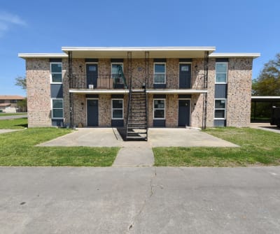 906 Simpson Rd