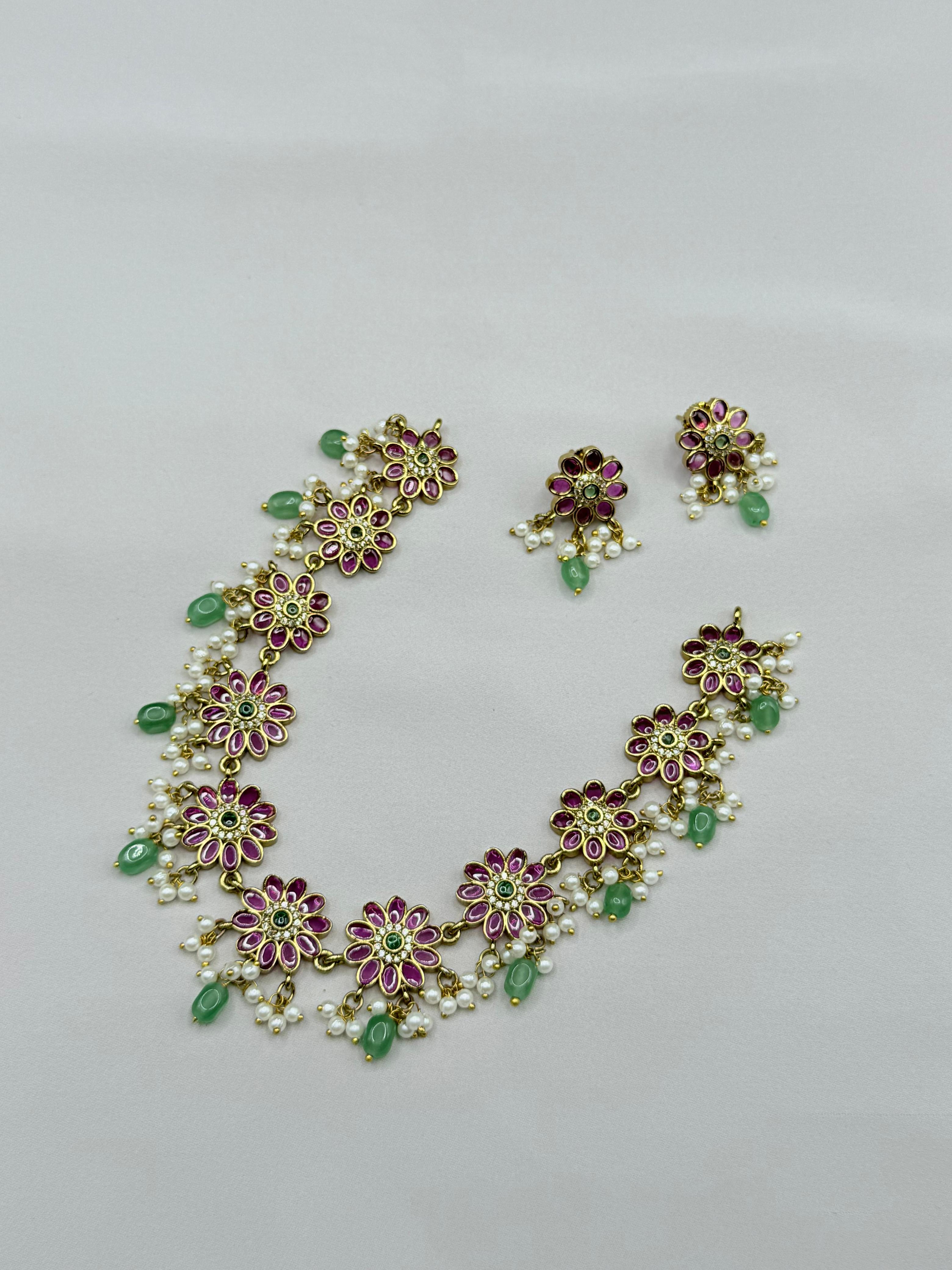 Floral Ruby-Green Pearl Necklace Set