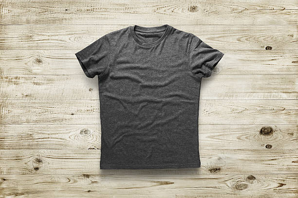 Casual dark gray tshirt