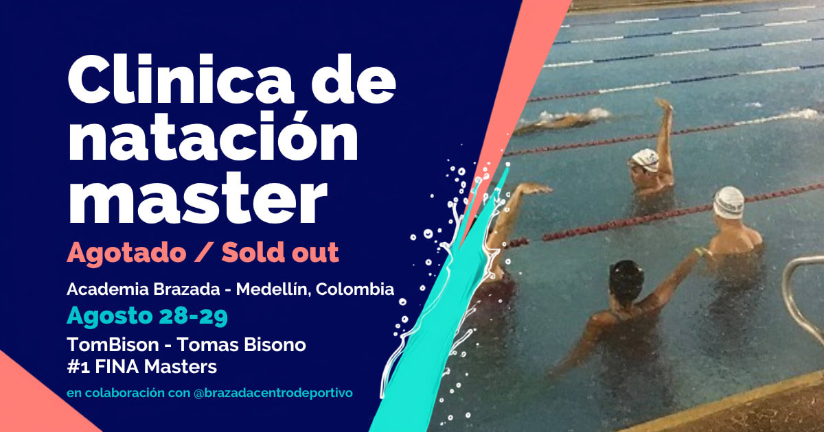 Banner: Clínica de Natación Master con TomBison, agotada, 28-29 agosto en Academia Brazada, Medellín. Foto de nadadores master entrenando de noche.