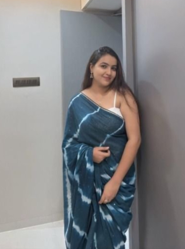 Janvi vip in okhla