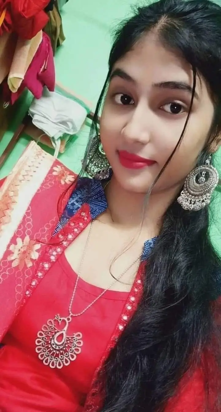 Janvi vip in south delhi