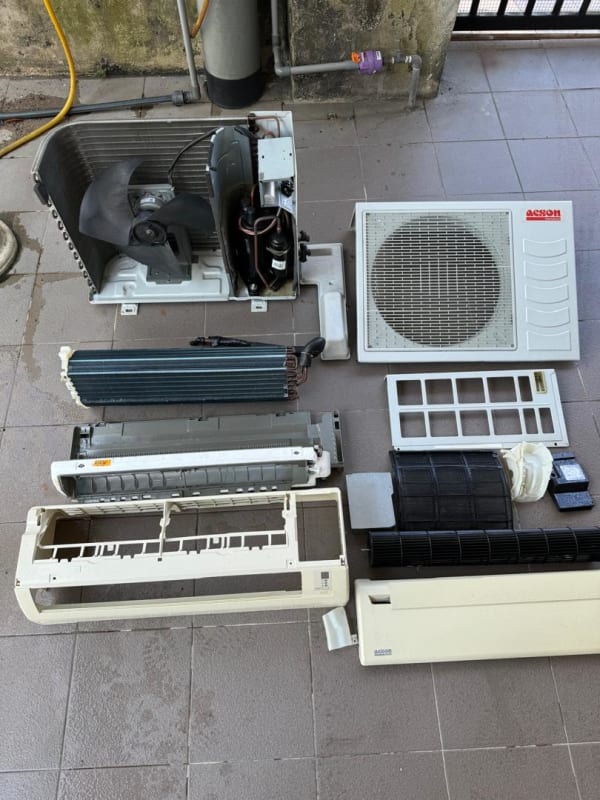 Kerja menanggalkan aircond
