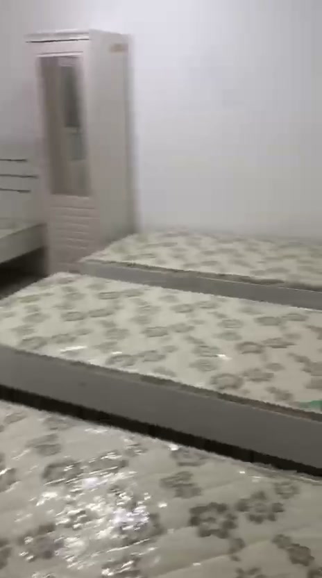 سرير شباب بالنعيمية 3