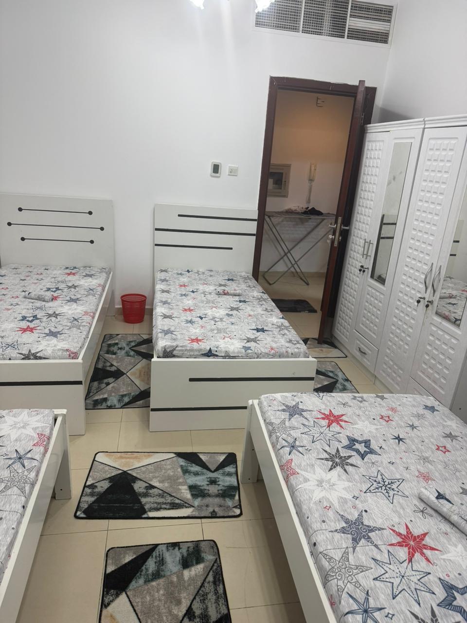 سرير بنات بالنعيمية 3