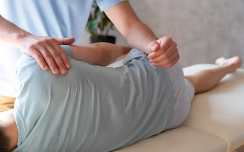 Cẩn trọng trước trào lưu nắn xương, bẻ khớp Hiểu đúng để tránh hậu quả nghiêm trọng