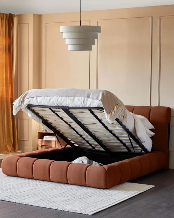 Lilly Bed