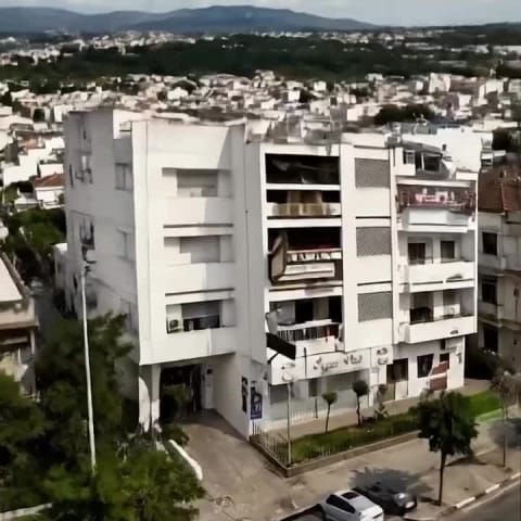 Parce que vous méritez une pause rien que pour vous, laissez-vous chouchouter dans une ambiance relaxante et raffinée.