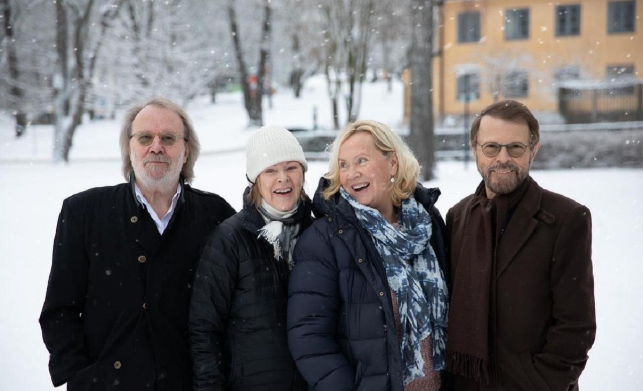 ABBA поборется с Эдом Шираном и Элтоном Джоном за лучшую песню к Рождеству в 2021 году