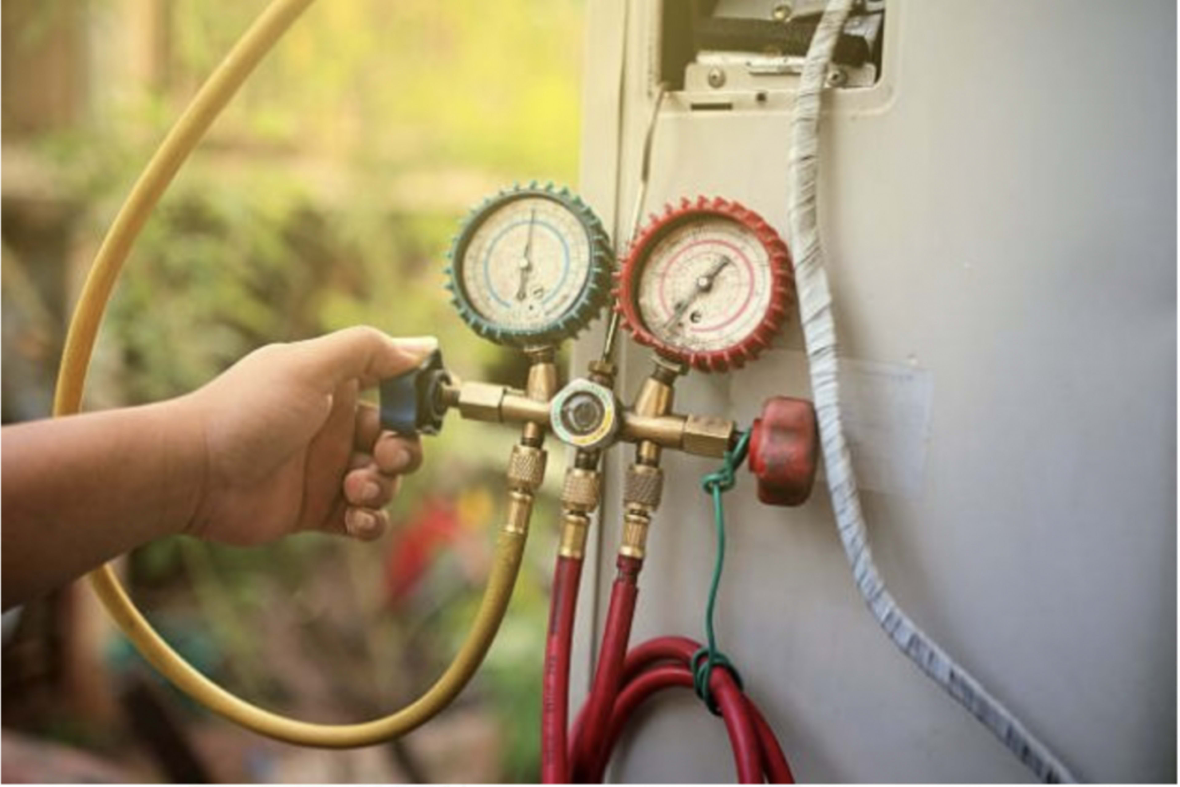 Aircon Gas Top-Up in Singapore: When Is It Necessary?
