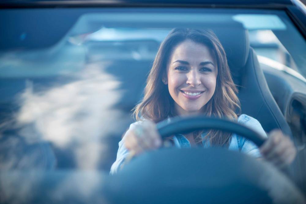 Qué revisar antes de un viaje largo en carretera