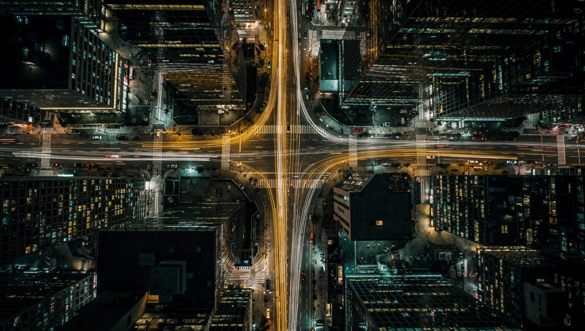 City growth momentum