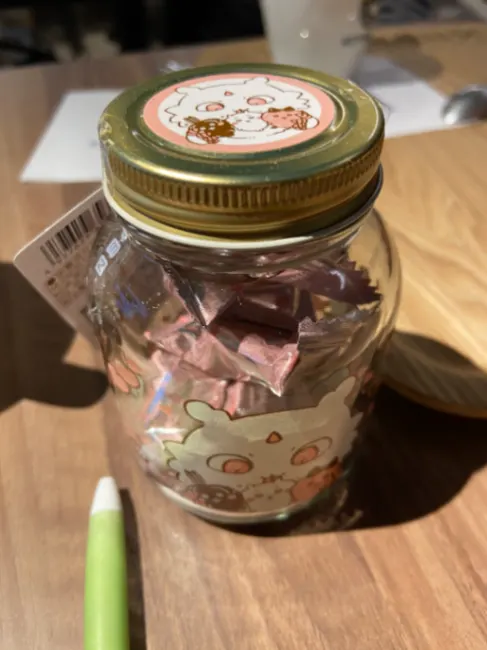 ちいかわ　チョコ瓶