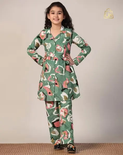 FASHION DREAM Girls Printed Pants with Top Set