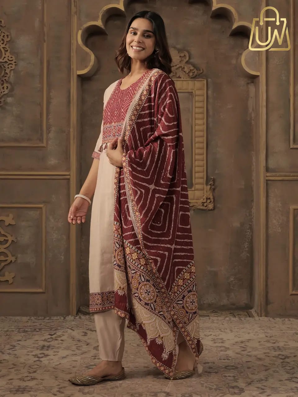 Indo Era Pure Cotton Kurta Set: शुद्ध कॉटन और बारीक धागे की कढ़ाई, गर्मी के मौसम में पाएं रॉयल और कूल लुक