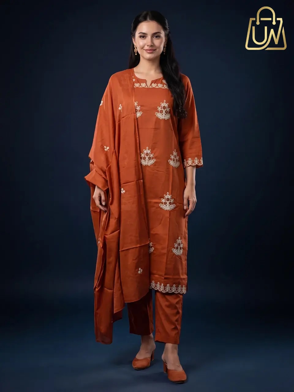 Indo Era Pure Cotton Kurta Set: शुद्ध कॉटन और बारीक धागे की कढ़ाई, गर्मी के मौसम में पाएं रॉयल और कूल लुक