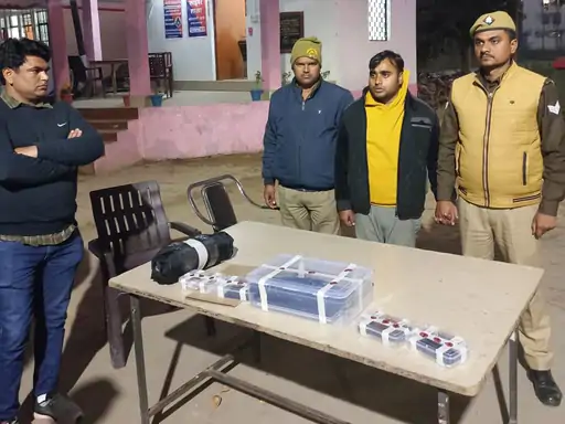 जीएसटी पोर्टल पर फर्जी बिलिंग का भंडाफोड़:वांछित आरोपी बलरामपुर से गिरफ्तार, राजस्व को नुकसान