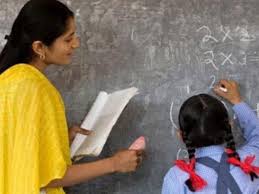 शिक्षामित्रों और अनुदेशकों के लिए राहत की उम्मीद, मानदेय बढ़ाने पर सरकार जल्द लेगी फैसला