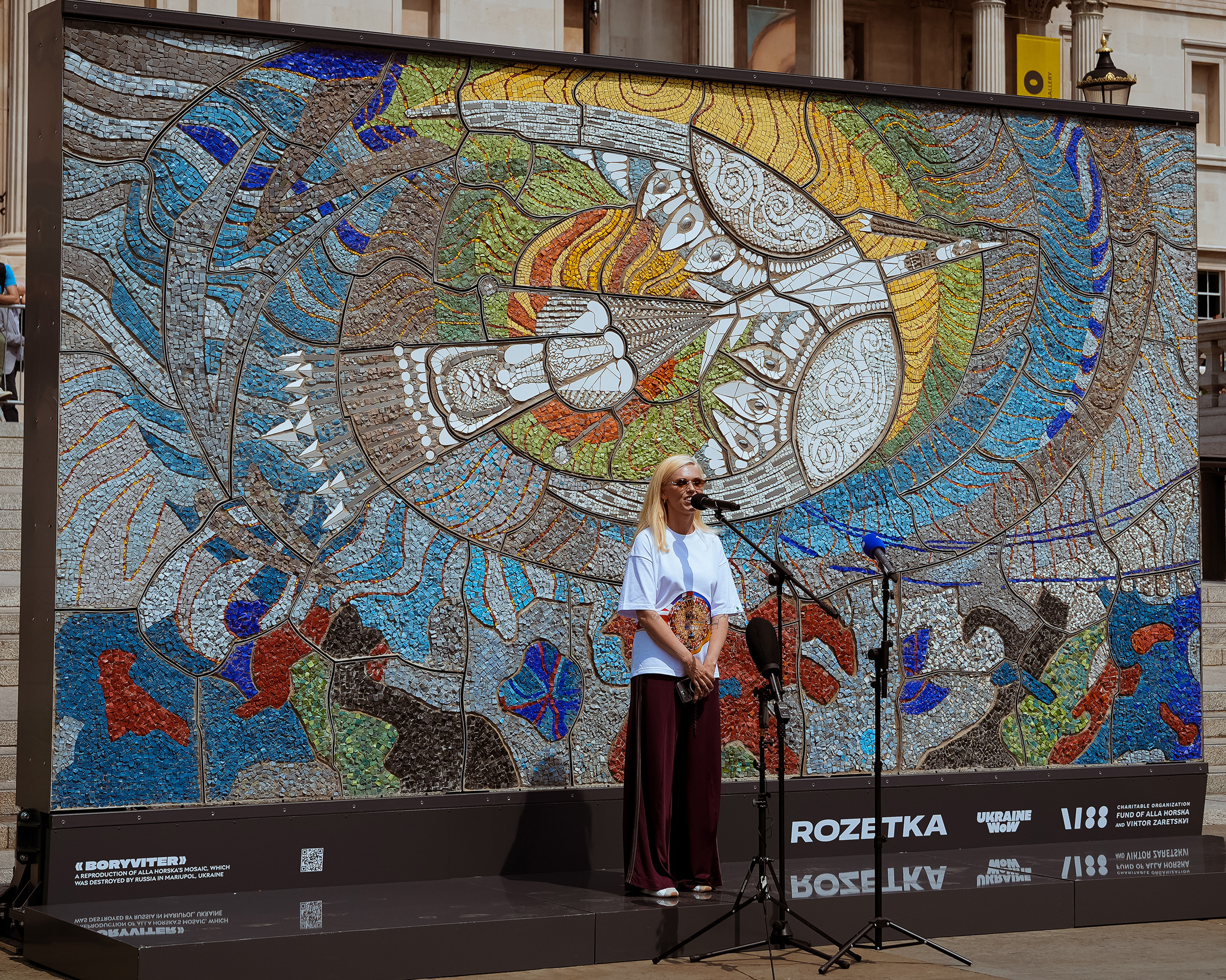 Yaroslava Gres speaking at the Trafalgar Square unveiling