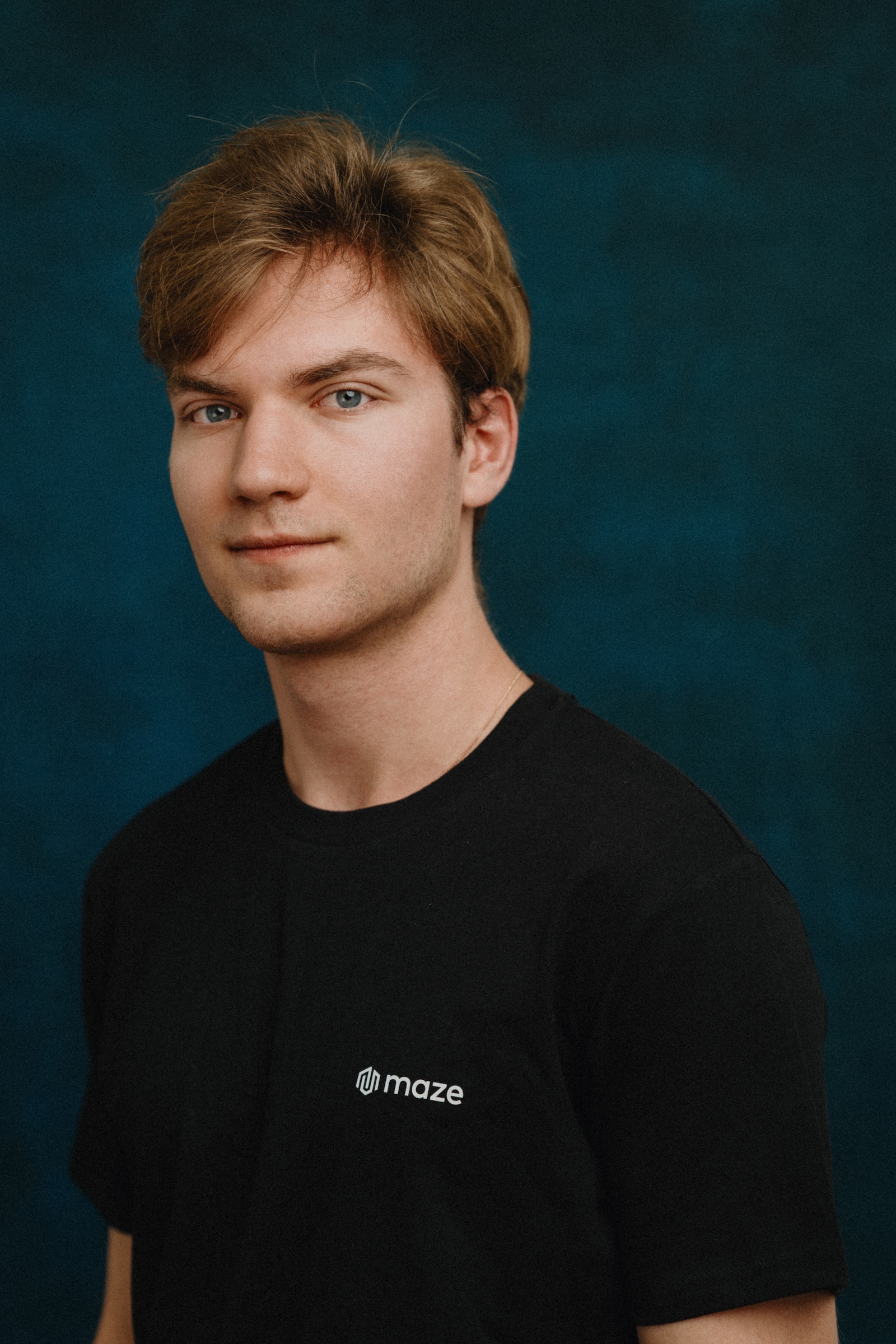 Studio portrait at the Maze team portrait day