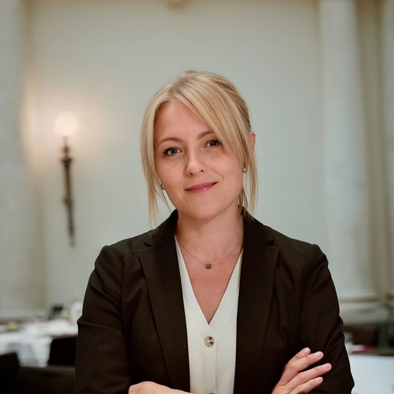 Magdalena Moores of Fast Growth Icons, portrait photographed by We Stream