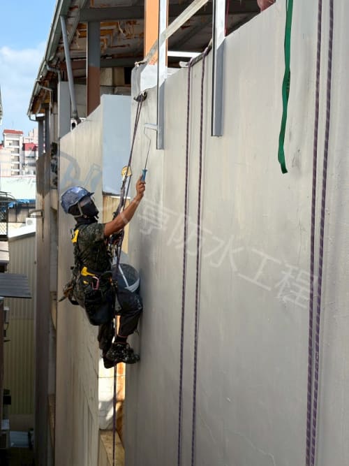 台中外牆高空繩索防水與作業