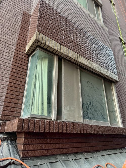 彰化_高空繩索作業；窗框外牆填縫防水工程