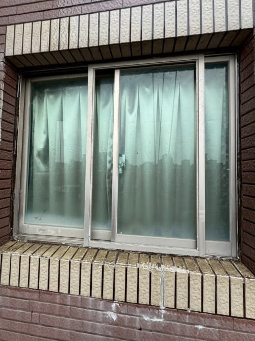 彰化_高空繩索作業；窗框外牆填縫防水工程