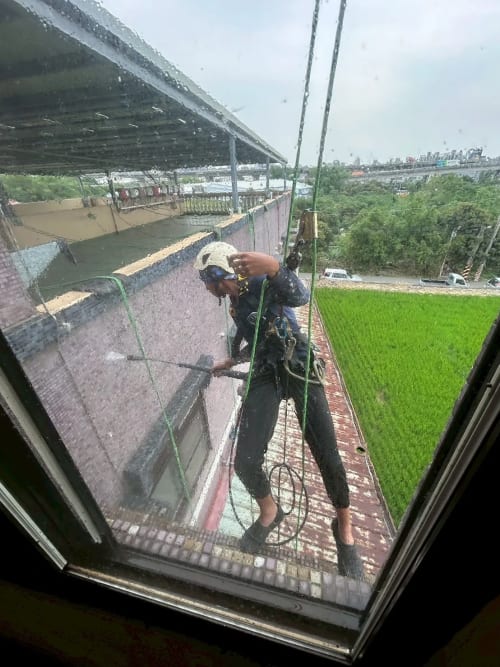 潭子_繩索作業防水工程